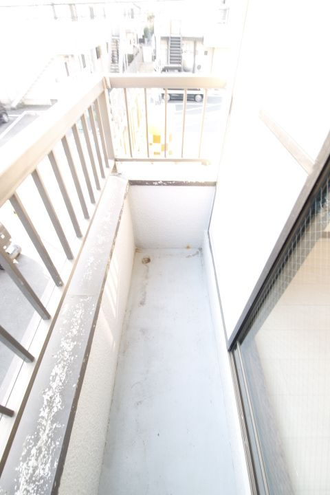 小林ハイツ のバルコニー