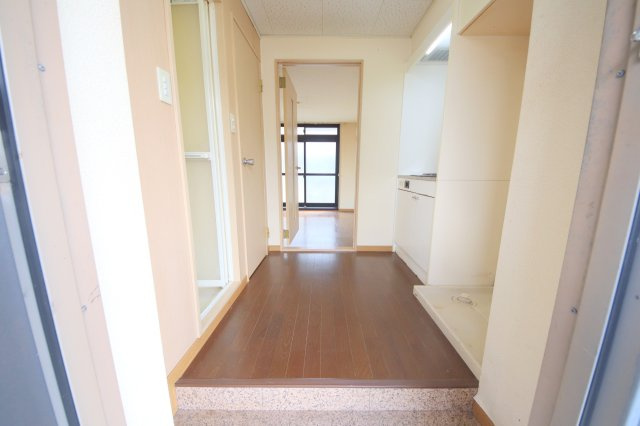 ディアーレコトブキA棟の玄関