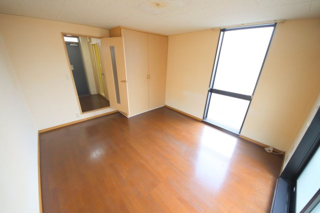 ディアーレコトブキA棟の居間・リビング