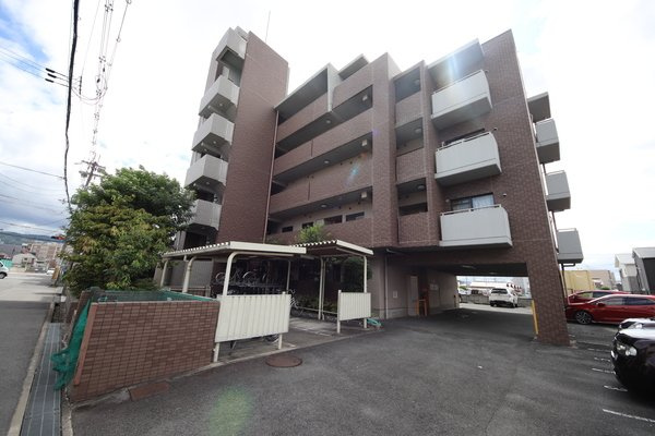 ミリアドリーブス群山の外観