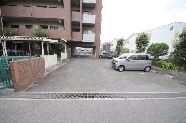 ミリアドリーブス群山の駐車場