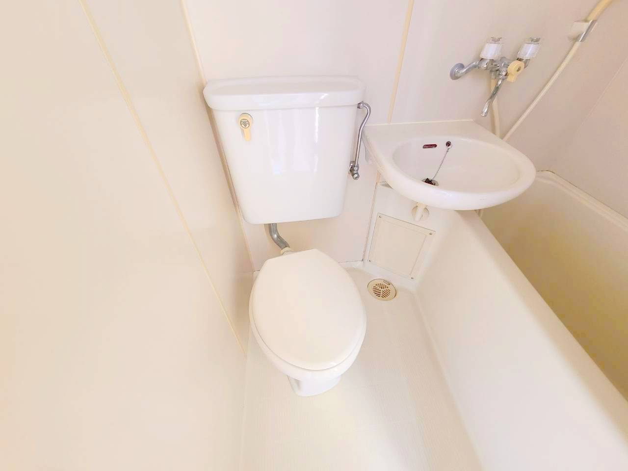 コーポ諏訪柳町の浴室