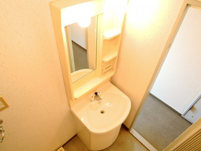 735柳ビルの洗面所