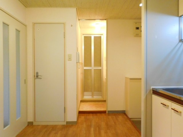 コーラルハイツの居間・リビング