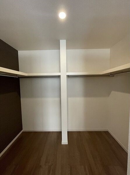 リーブルファイン牧の原３号棟の収納