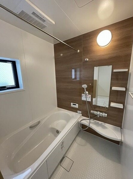 リーブルファイン牧の原３号棟の浴室