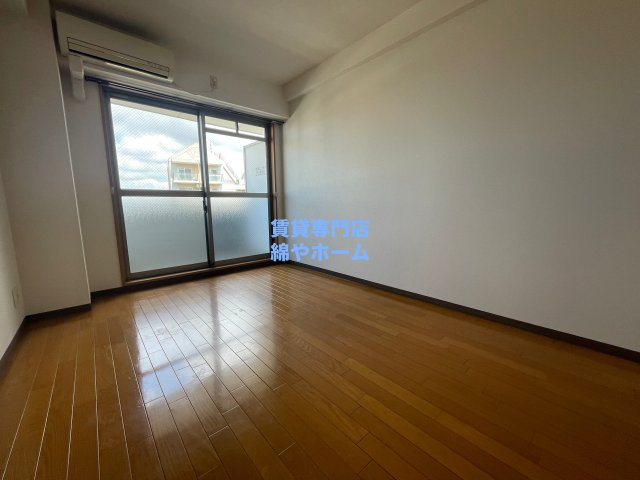 オズレジデンス天下茶屋の洋室|洋室です