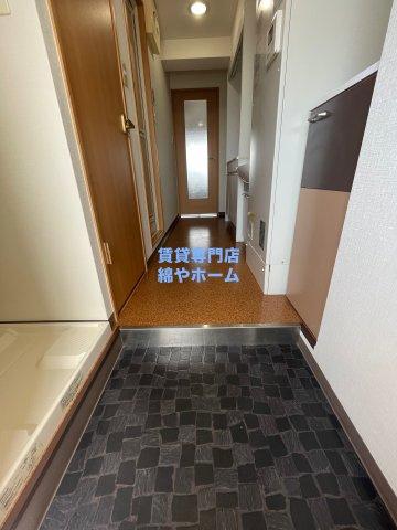 オズレジデンス天下茶屋の玄関|玄関です