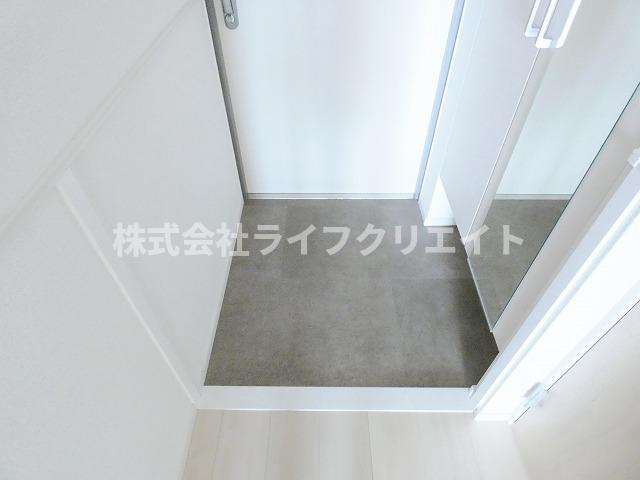 ヴィア・ラッテアの玄関