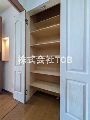 【設備】 | 松庵一丁目戸建-定期借家契約5年- | 洗面所収納