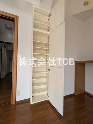 【その他】 | 松庵一丁目戸建-定期借家契約5年- | リビング収納