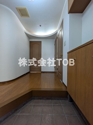 【玄関】 | 松庵一丁目戸建-定期借家契約5年-