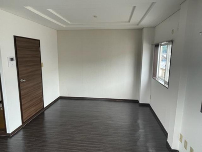 【居間・リビング】 | グリーンハイム千草 | リビング