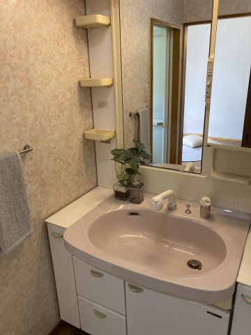 鷹峯南鷹峯町の独立洗面台