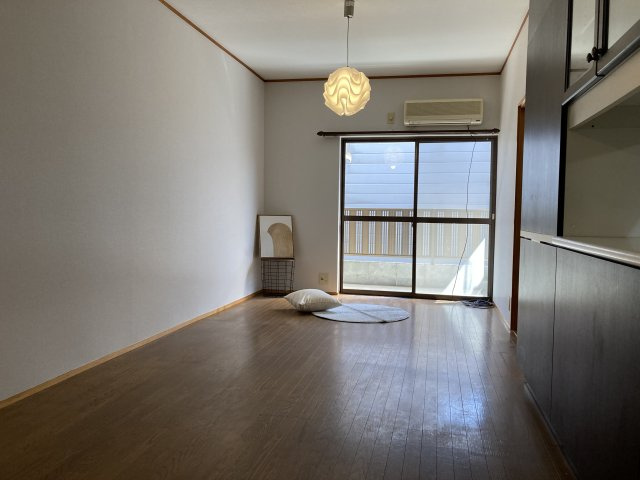 鷹峯南鷹峯町の居間・リビング