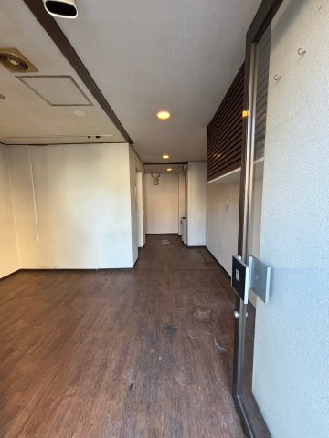 京都市東山区知恩院前　テナントビル(１棟貸）の内装|１F