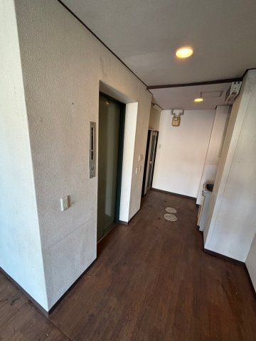 京都市東山区知恩院前　テナントビル(１棟貸）の内装|１F