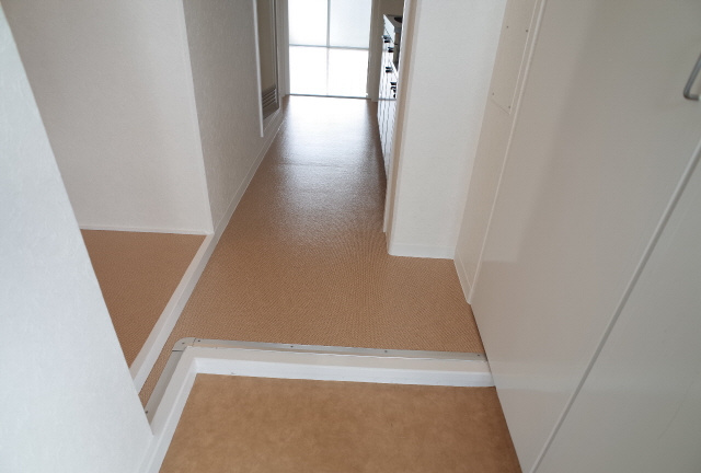 コーポアガペの玄関