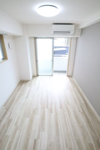 スペランツァⅡ都島の居間・リビング