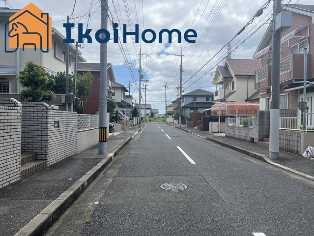 明石市大久保町緑ヶ丘　中古一戸建の駐車場|～ご見学に関して～平日や夜間でもご案内可能。決まったお時間で身動きが取れない方も臨機応変に対応します