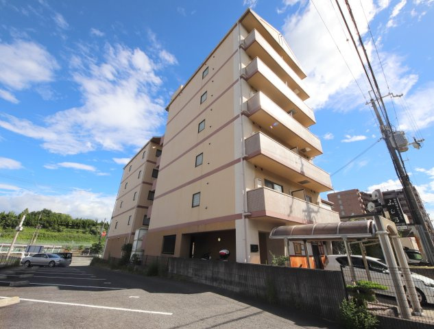 シオン平城山の外観