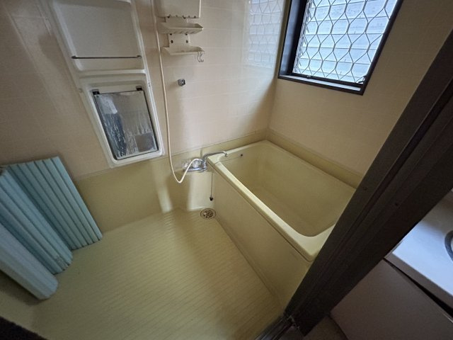 海南市大野中・中古戸建・54600の浴室