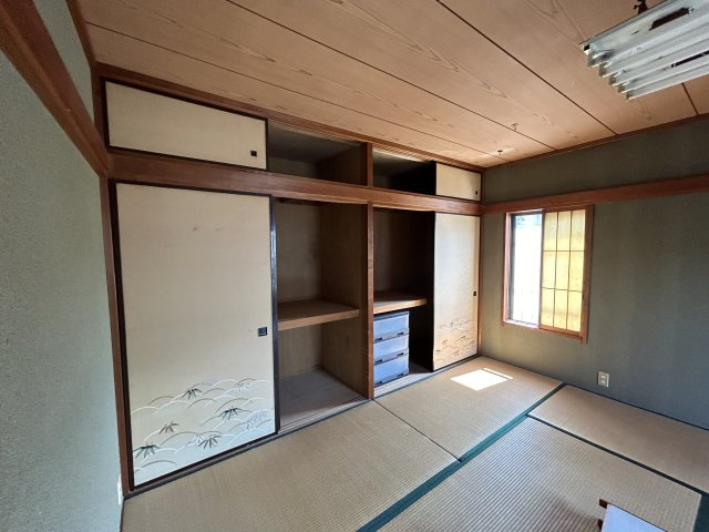 海南市大野中・中古戸建・54600の和室