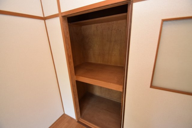 松原梅本ハイツの収納