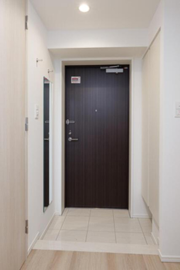 【玄関】 | Ａｖｖｏｌｔｏ　Ｆｅｌｉｃｅ　蒲田Ｓｏｕｔｈ | ※写真は同タイプ住戸です。 
