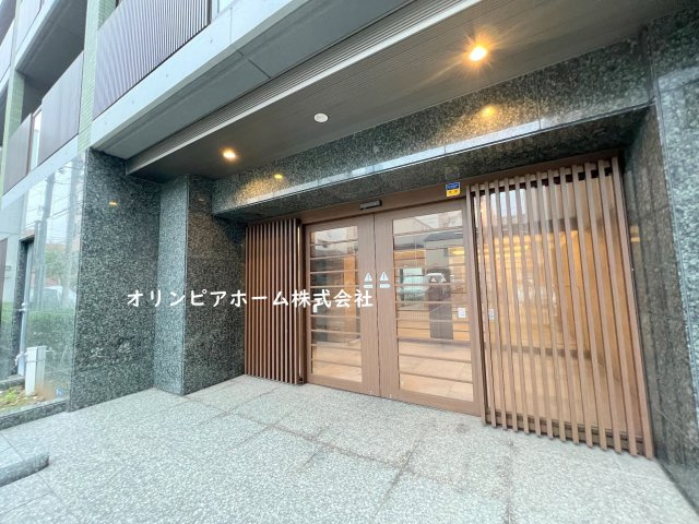 アーリアシティ曳舟Ⅱ　角　部屋　2015年築のエントランス