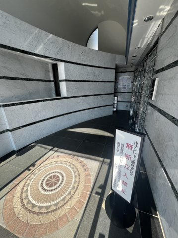 ジェイパーク大崎のエントランス