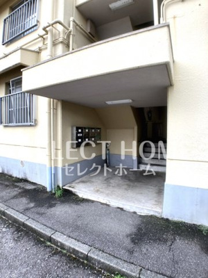 【エントランス】 | 光マンション | 清潔なエントランスです