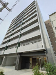 Alivis北梅田の外観