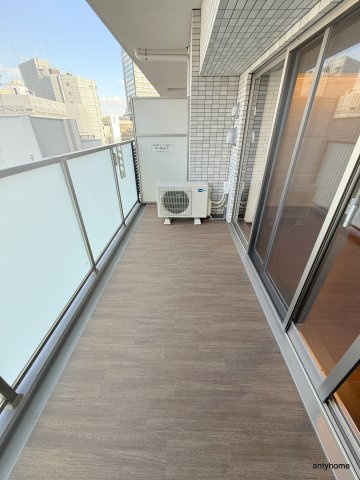 プレジオ難波のバルコニー