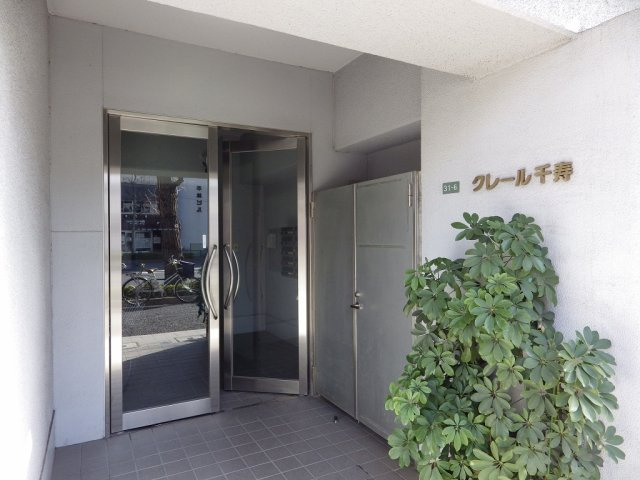 クレール千寿のエントランス