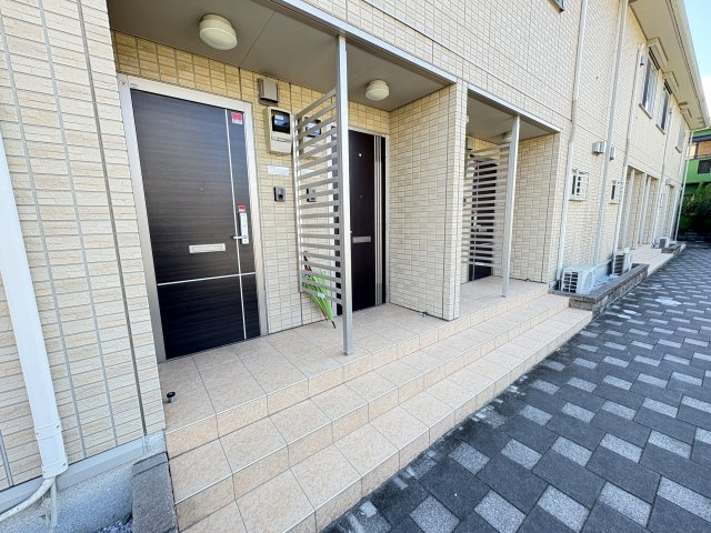 メゾンK-3のエントランス