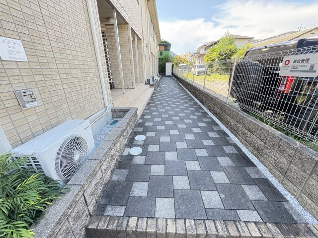 メゾンK-3のエントランス