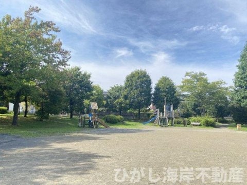 厚木市宮の里　新築戸建の周辺|徒歩1分のさぎさか公園　遊具もありますのでお孫さんも来やすい立地です。