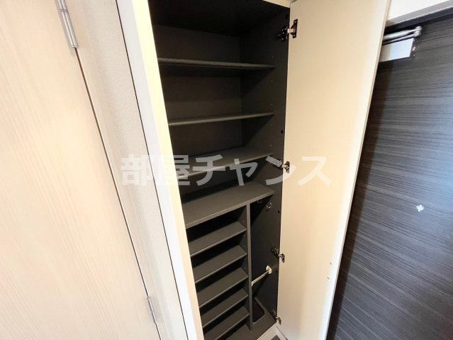 プレサンス上前津グレースの収納