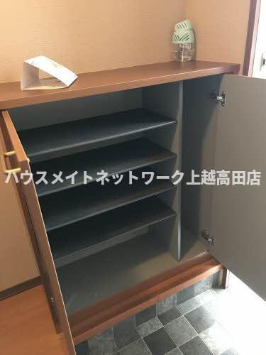 アーバンスクエアの設備|シューズボックス
