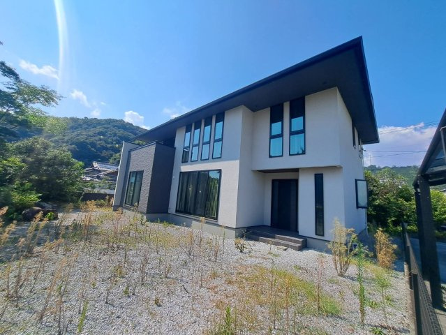 【外観】 | 高知県高知市布師田　中古住宅