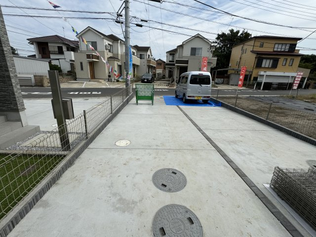 松戸市秋山新築戸建（秋山11期）の駐車場|A号棟駐車スペース・縦列２台駐車可