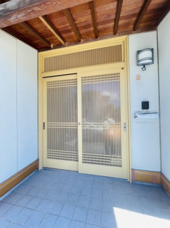 【エントランス】