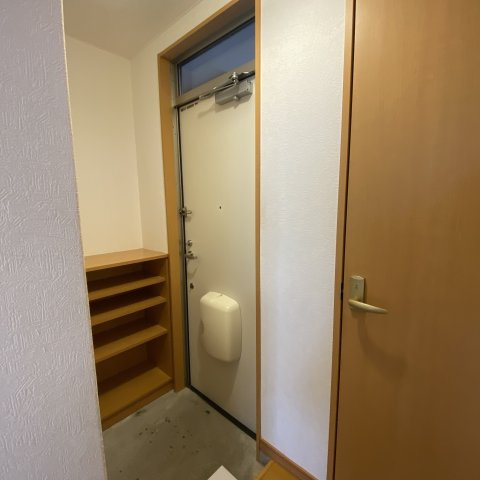 エルフレアの玄関|落ち着いた玄関です