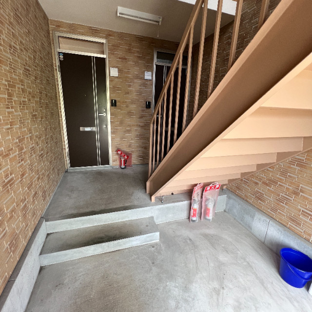 エルフレアのエントランス|清潔なエントランスです