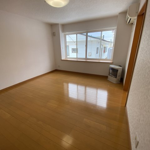 エルフレアの居間・リビング|おしゃれなリビングです