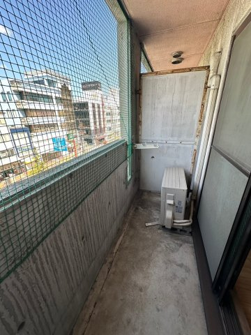 リバティハイツ美園のバルコニー