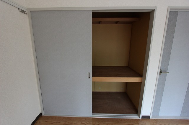 クレストヒルズの収納