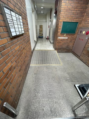 【エントランス】 | 愛汗ビル