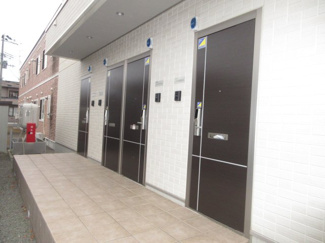 【エントランス】 | ジーヴォ福村1丁目